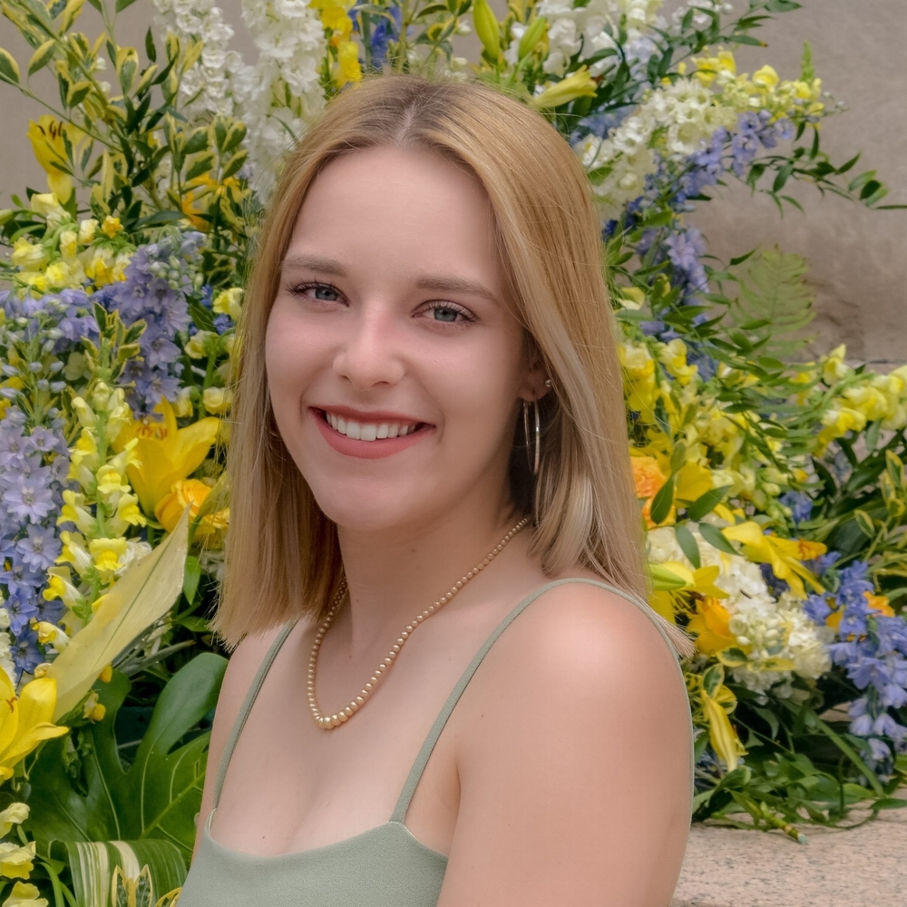 Meet your Posher, Alyssa